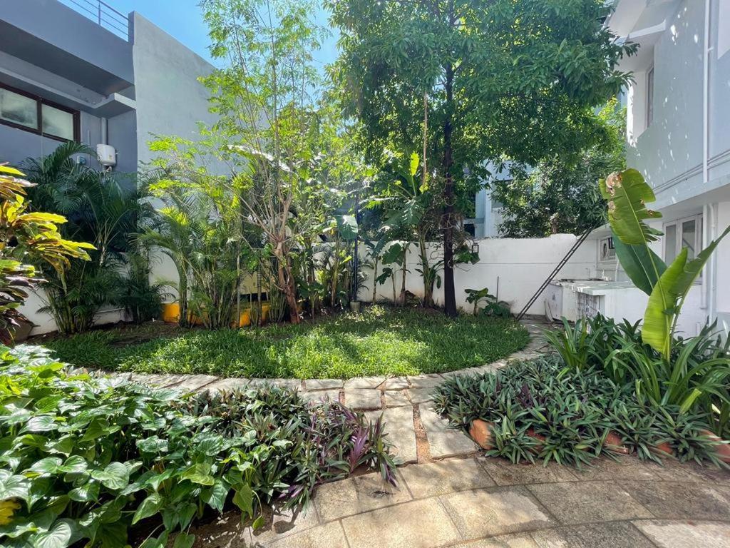 Hanu Reddy Residences - Nawab Habibullah Avenue Chennai Dış mekan fotoğraf