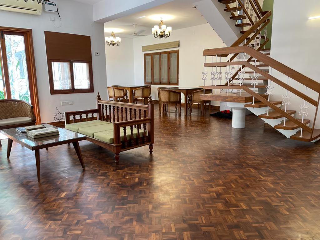 Hanu Reddy Residences - Nawab Habibullah Avenue Chennai Dış mekan fotoğraf