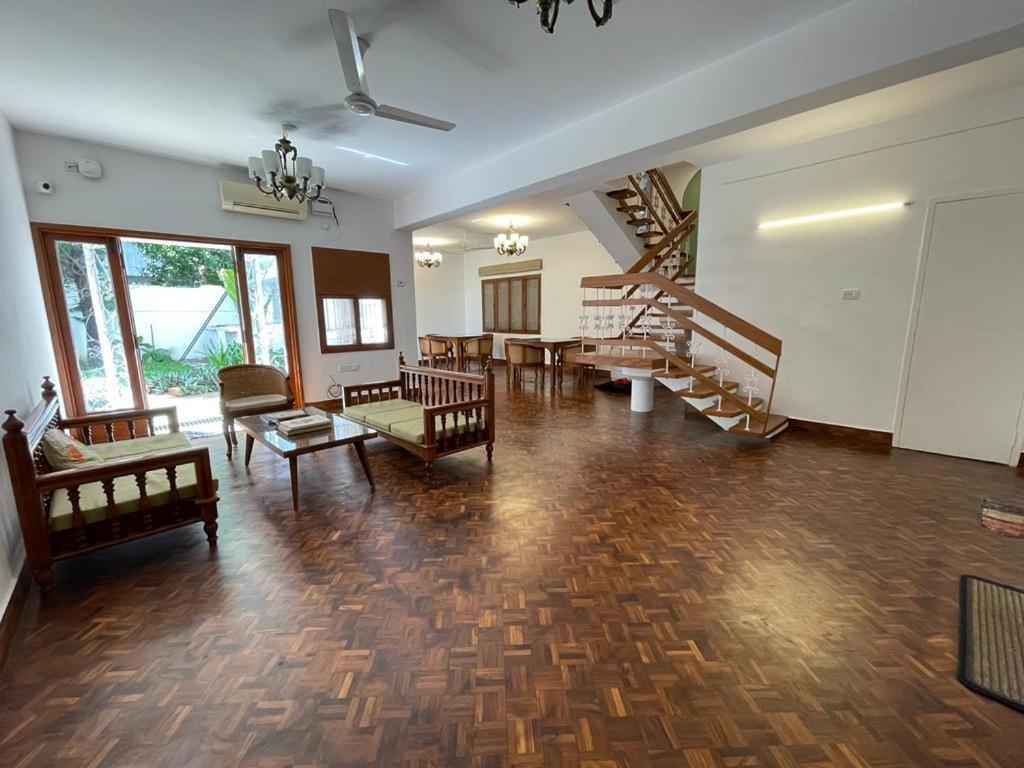 Hanu Reddy Residences - Nawab Habibullah Avenue Chennai Dış mekan fotoğraf